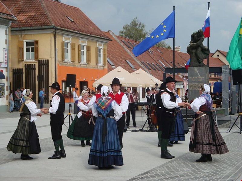 4. maraton slovenskih folklornih skupin